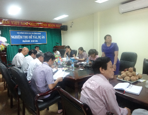 Hội nghị tổng kết và thăm mô hình trình diễn giống khoai Hoàng Long từ nguồn giống đã phục tráng tại xã Gia Sơn, Nho Quan, Ninh Bình.